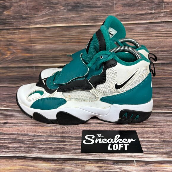 Nike Air Max Speed Turf GS Youth Athletic Basketball Shoes Size 7 - Picture 3 of 8